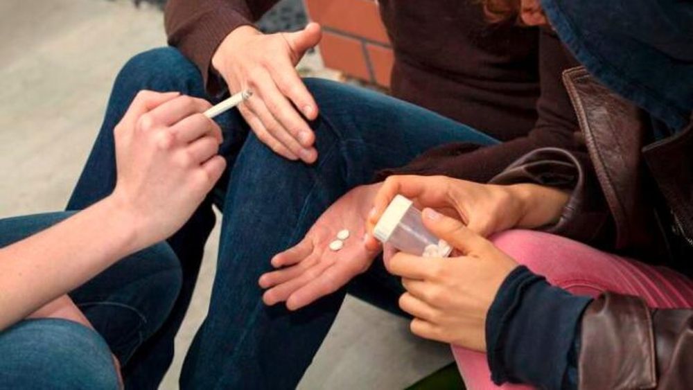 En Lomas ayudarán con este encuentro a la familia y amigos de personas con consumo problemático. En Lomas ayudarán con este encuentro a la familia y amigos de personas con consumo problemático.