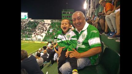 el amor de un abuelo y un nieto, unidos por la pasion por banfield