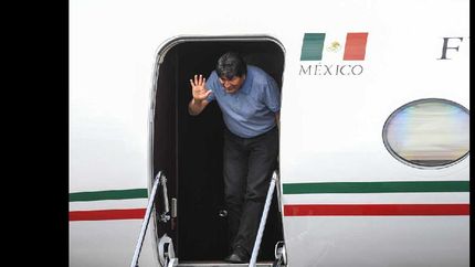 evo: mientras este vivo, voy a seguir en politica