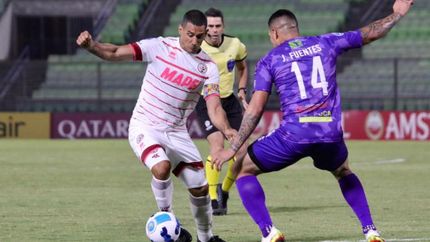 Sand jugó de titular en Venezuela tras ser suplente varias veces. Sand jugó de titular en Venezuela tras ser suplente varias veces.