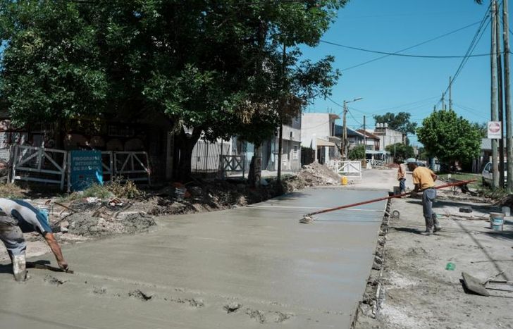Todas las semanas planifican arreglos en calles y avenidas.