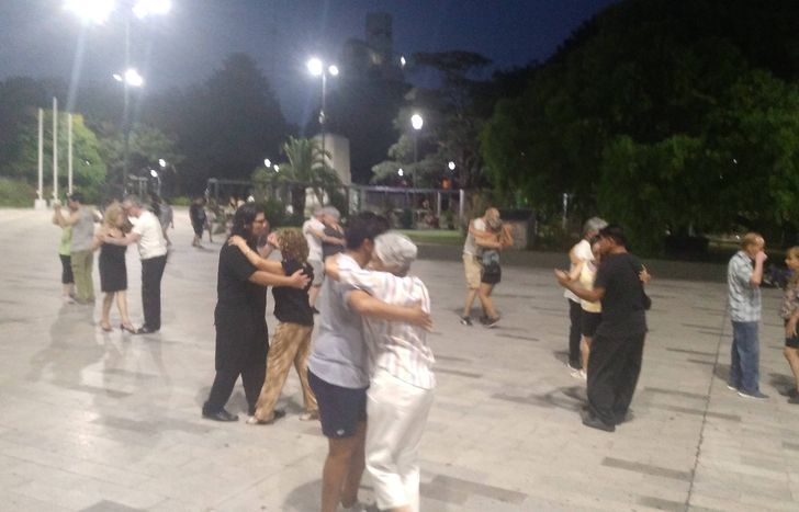 Cualquier vecino de Lomas de Zamora puede ser parte de la actividad, que es abierta y a la gorra.