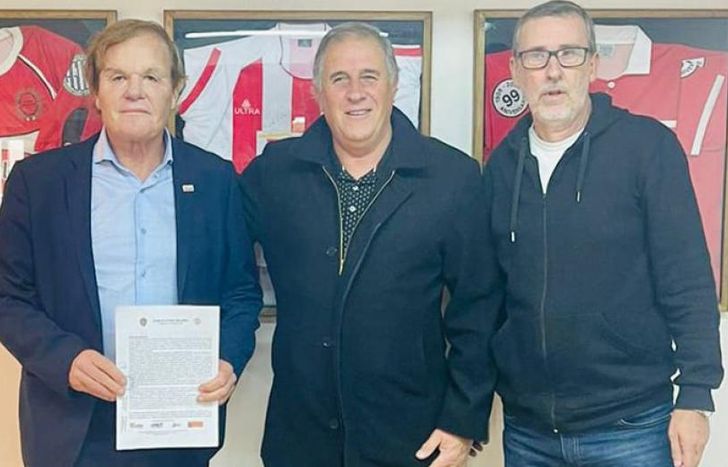 DAngelo cuando fue presentado como DT.