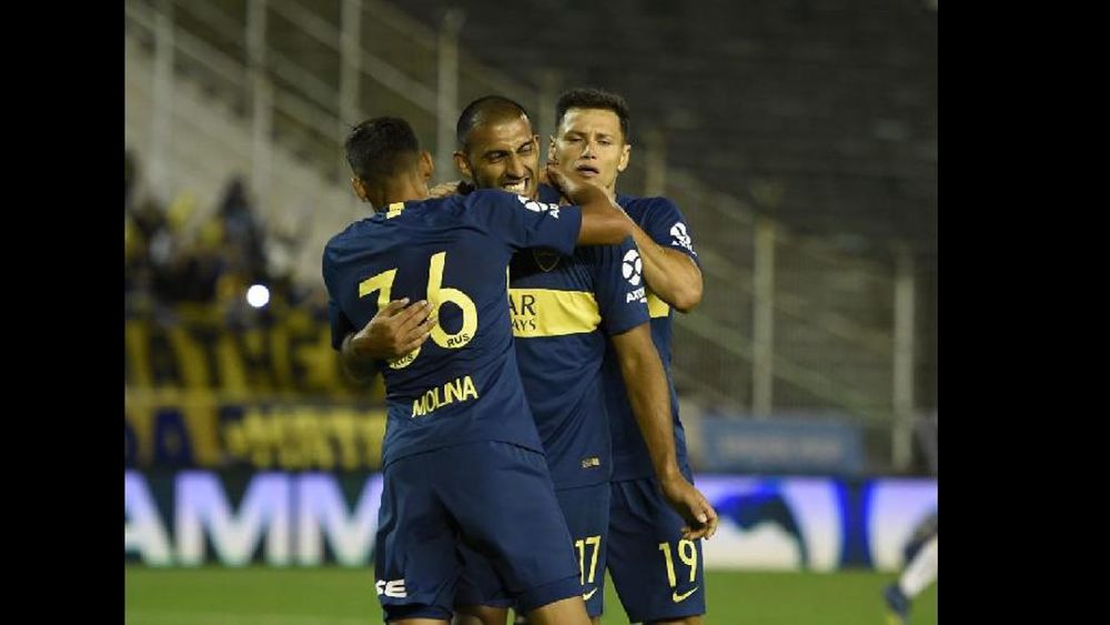 Ábila anotó al Xeneize con un gol de penal.