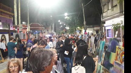 Habrá música y arte en vivo.