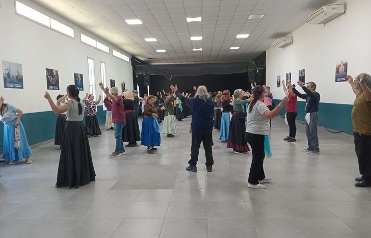 Las clases están a disposición de todos los vecinos de Lomas de Zamora.