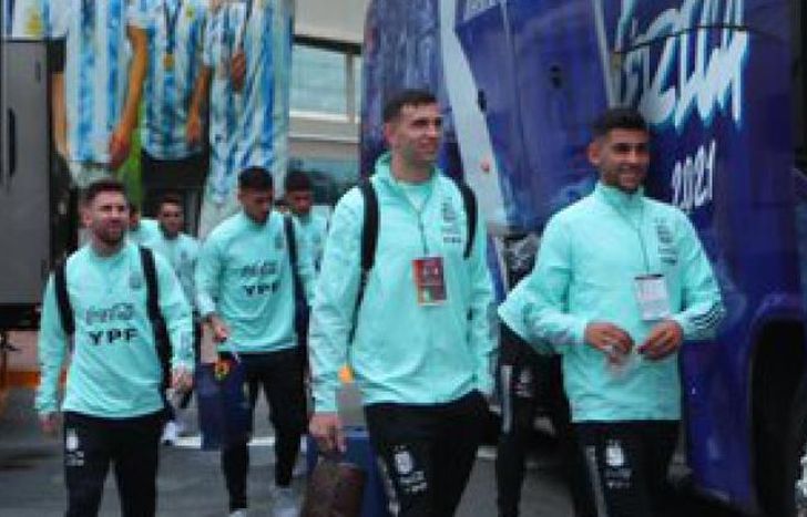 La llegada de la Selección al estadio Monumental.