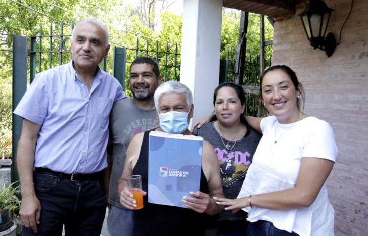 Hubo nuevas recorridas por hogares para entregar los papeles.