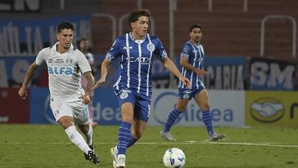 Al colombiano Pérez lo vinculan con Banfield. Al colombiano Pérez lo vinculan con Banfield.