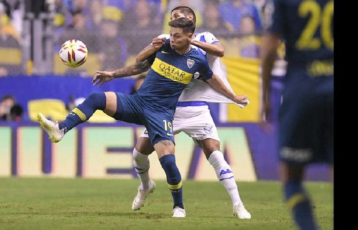 Mauro Zárate tuvo otro discreto partido frente a su ex club.