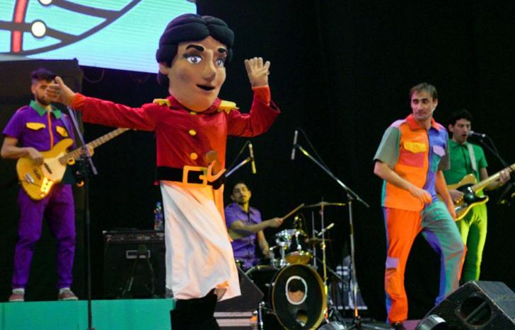 Presentaron el show de Zamba y Nina sobre historia argentina.