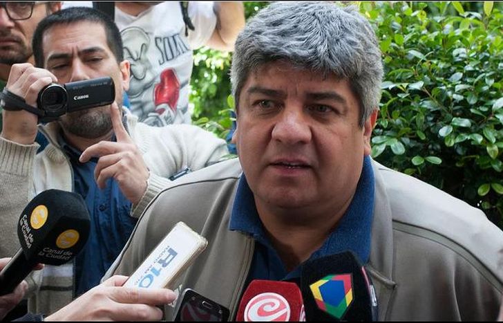 “Día tras día nos llegan imágenes del manoseo que están sufriendo los camioneros”.