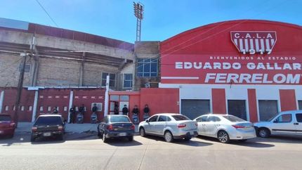 Allanamiento en el Estadio Eduardo Gallardón.