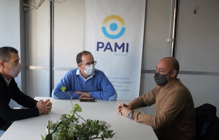 Ya vacunaron con dos dosis a 15 mil residentes de geriátricos.