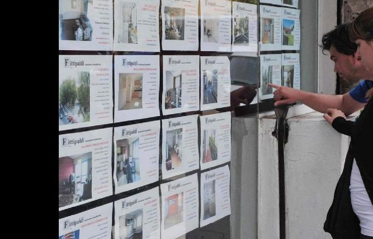 aseguraron que el sector inmobiliario está muy cerca del derrumbe.