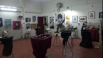 se realizo la muestra anual de la escuela de artes visuales de lomas