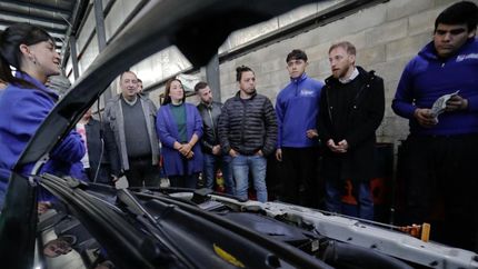 En el Parque Industrial desarrollan las prácticas de automotores.