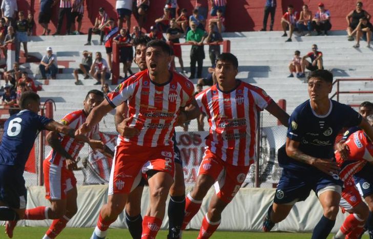 Monserrat cortó con la racha en Escalada.