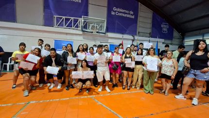 Un total de 1.000 estudiantes participaron de los cursos en Lomas. Un total de 1.000 estudiantes participaron de los cursos en Lomas.