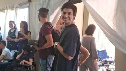 Juan demostró su solidaridad con un hermoso gesto para la escuela lomense.