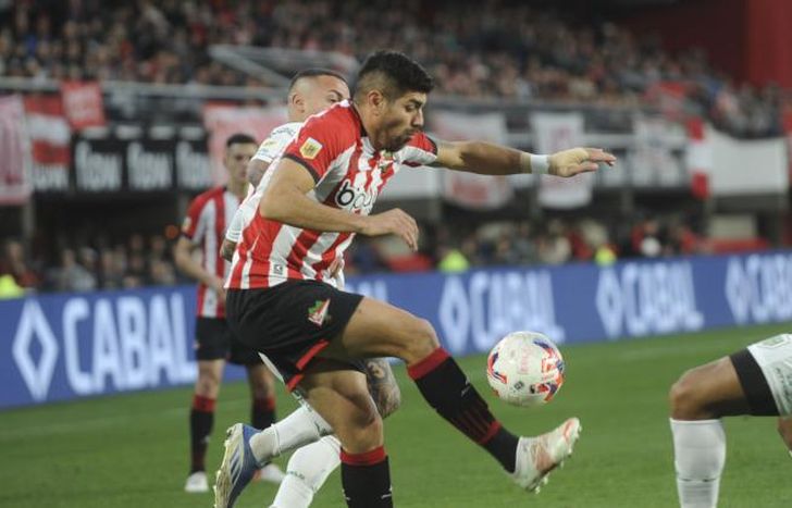 Leandro Díaz y la marca de Maciel.