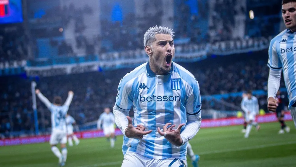 Balbao será el nuevo 9 de Banfield.