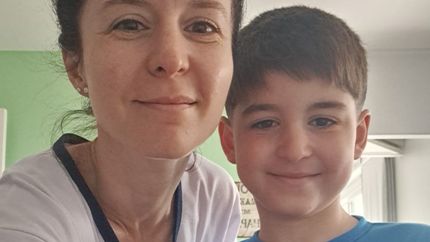 Natalia Ciak, con su hijo, Joaquín.