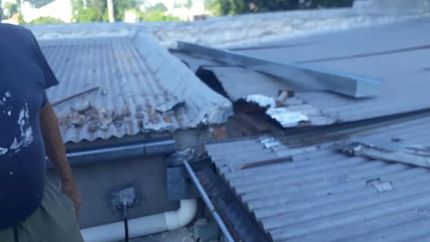 Desde los techos hasta las paredes están en plena construcción.