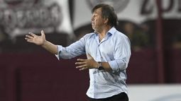 Una buena para Zielinski: Lanús renovó el contrato de una de sus joyas