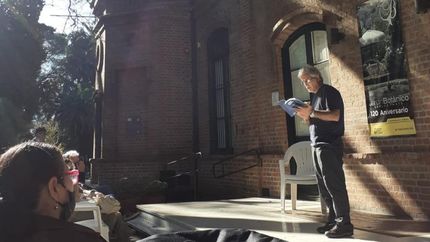 Juan Botana, escritor de Banfield.