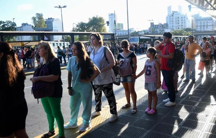 Anticipan cuánto costará el colectivo a partir de febrero en el AMBA.