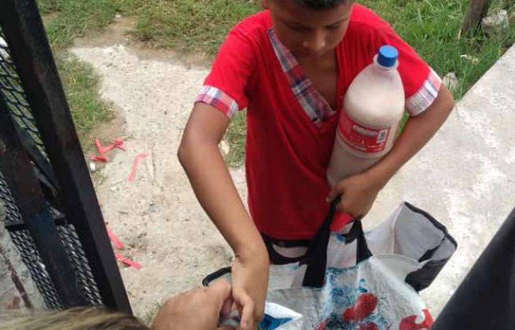 Los chicos de Santa Catalina volvieron a recibir la merienda.