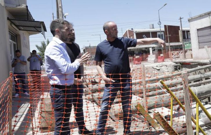 Insaurralde recorrió los trabajos en Albertina.