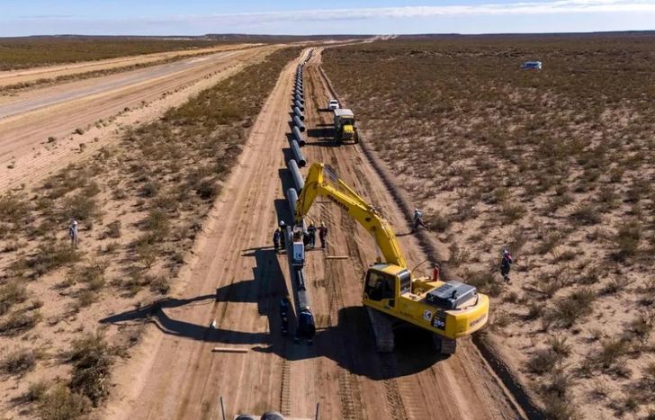El oleoducto se está construyendo en Río Negro.