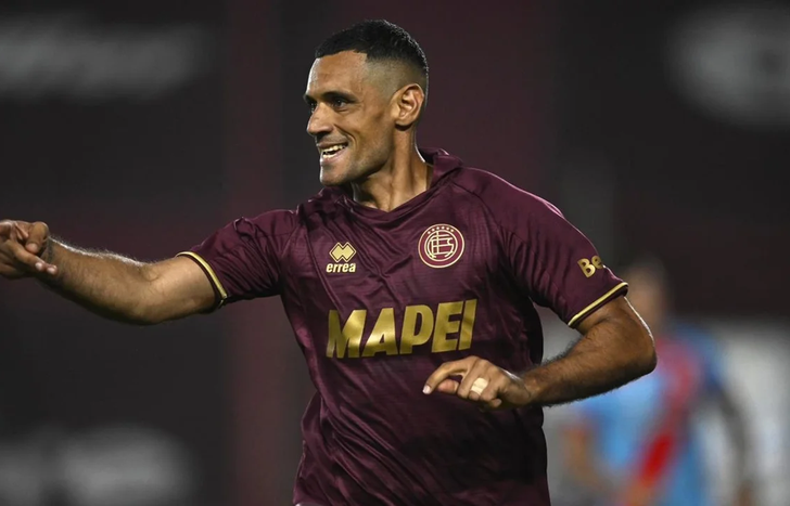 Pepe Sand entusiasmado con el presente de Lanús.