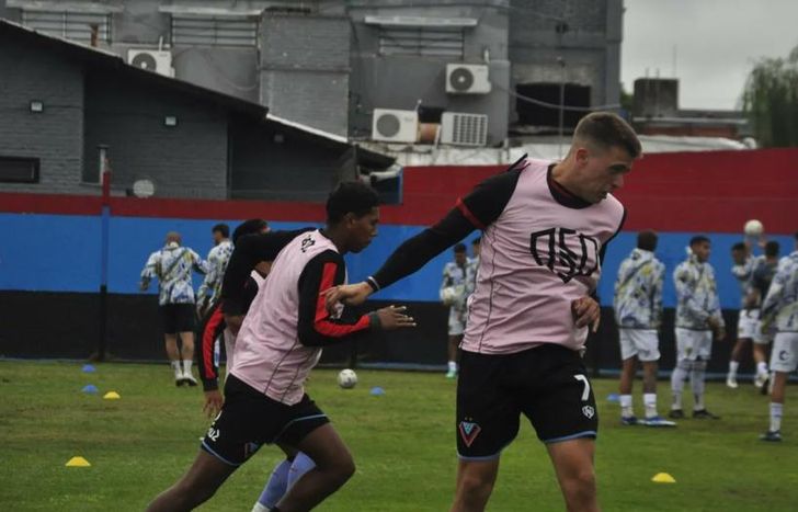 Patrizio marcó un golazo, que no alcanzó.