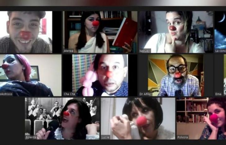 Los actores, listos para salir a escena de manera virtual.