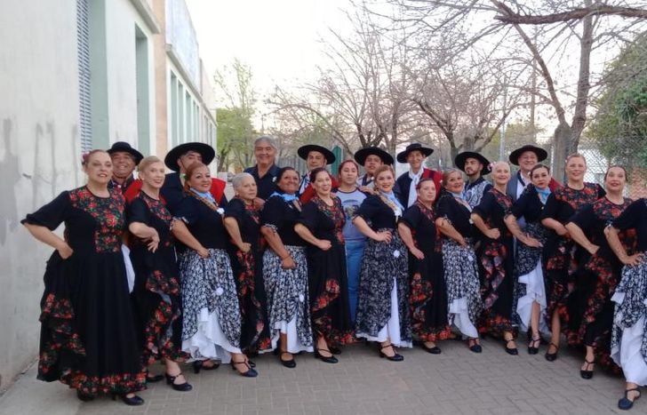El Ballet mostrará todo su repertorio en una peña folklórica apta para todo público.