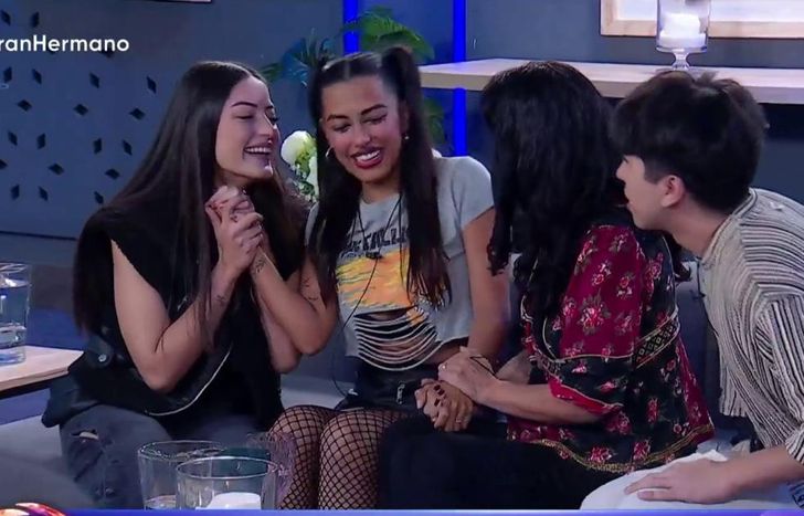 Luz Tito con su familia en Gran Hermano.