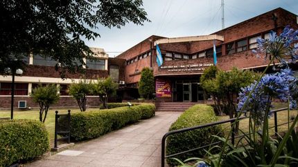 La UNLZ difunde su oferta académica.