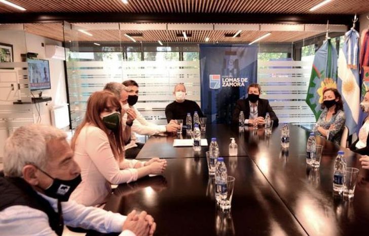 Durante una reunión con Matías Lammens.
