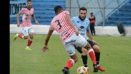 En tiempo de descuento, Los Andes rescató un punto en su visita a Jujuy. En tiempo de descuento, Los Andes rescató un punto en su visita a Jujuy.