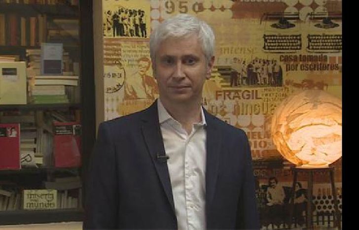 con la conducción de Juan Di Natale.