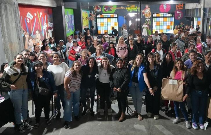 Entregaron kits para armar toallitas y emprendimientos de producción.