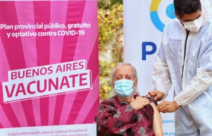 Segunda dosis libre para mayores de 60 años en Provincia.