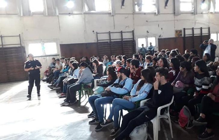 Un total de 268 estudiantes del mañana y tarde participaron de la capacitación.