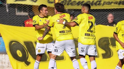 Flandria venció a Brown de Adrogué. Flandria venció a Brown de Adrogué.
