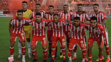 Talleres busca llegar a la punta de Primera B.