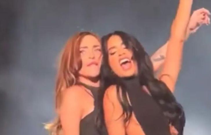 Nicki Nicole y Lali, en el Movistar Arena.