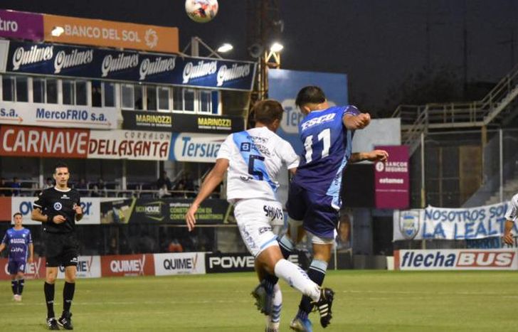 Temperley tuvo varias ocasiones claras para igualar.